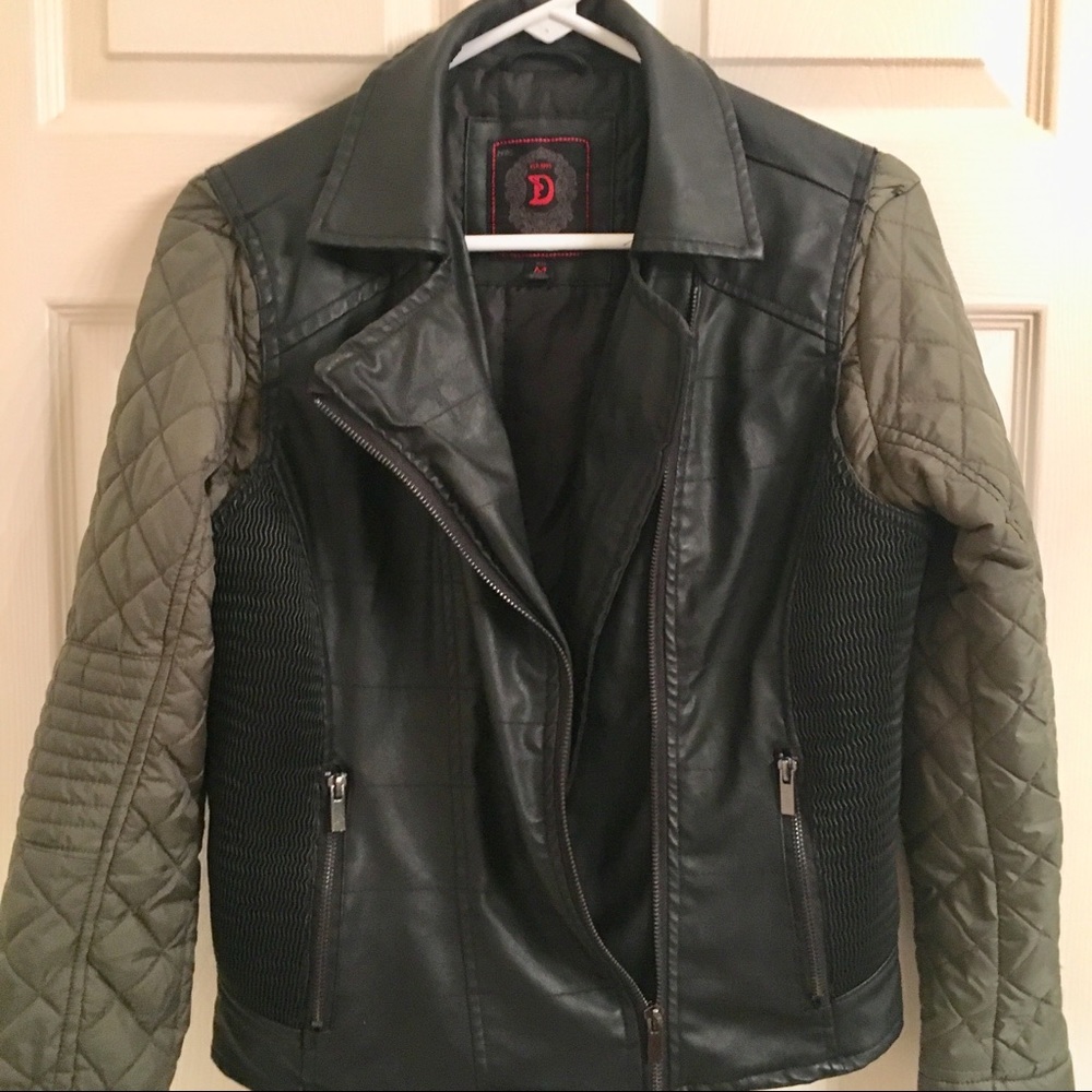 Jacket Dollhouse faux Leather puffer sleeves black